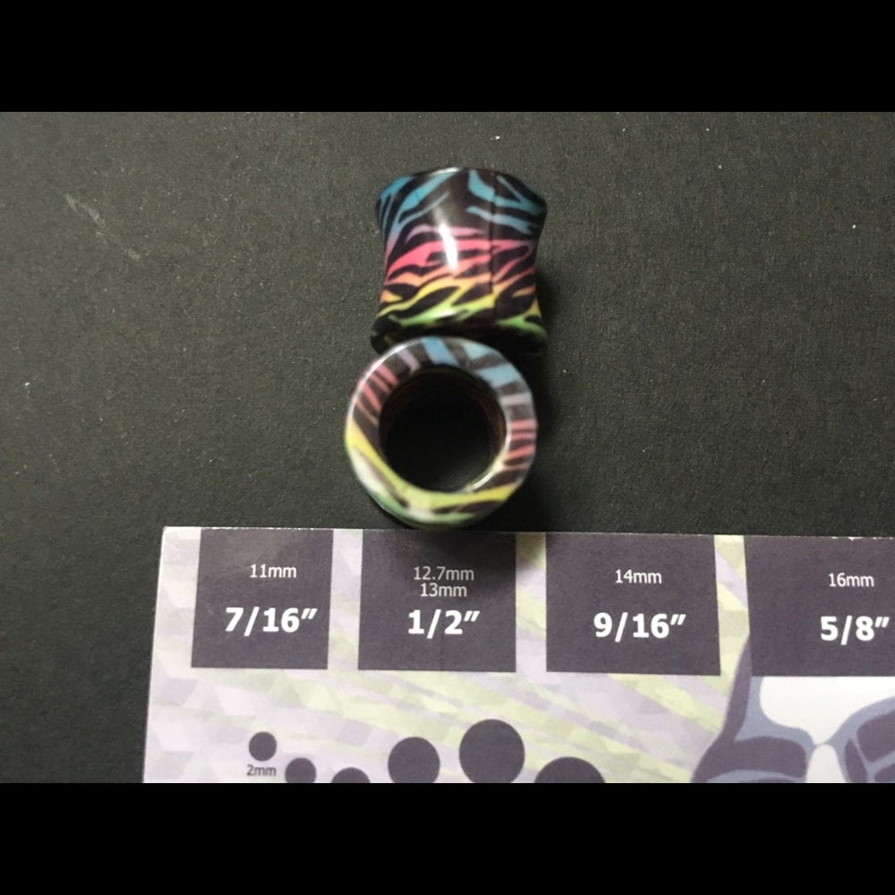 1/2" Acrylic Plugs